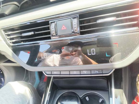 [深圳·粤L] 二手红旗红旗HS52019款 2.0T 智联旗享版