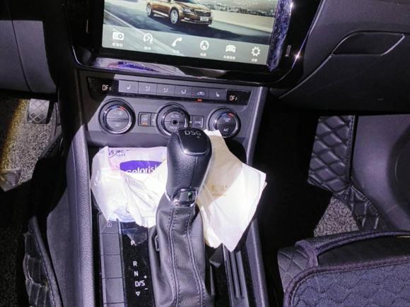 [上海·沪A] 二手斯柯达速派2018款 TSI330 DSG舒适版 国V