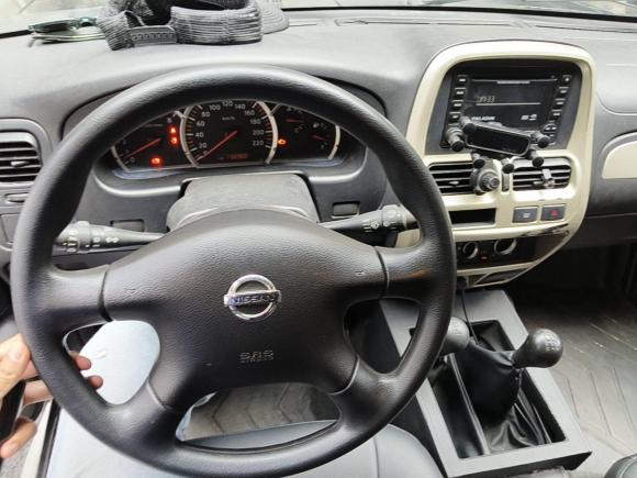 [成都·川G] 二手日产日产帕拉丁2013款 2.4L 两驱标准型 国V