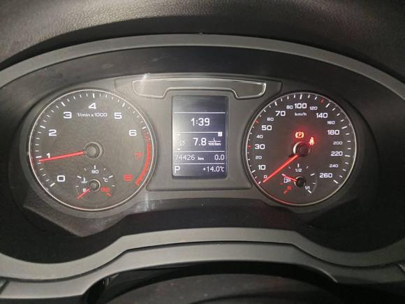 [青岛·鲁U] 二手奥迪奥迪Q32017款 35 TFSI 时尚型