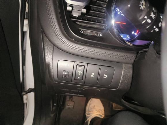 [合肥·鄂A] 二手起亚起亚K52014款 2.0L 自动LUXURY