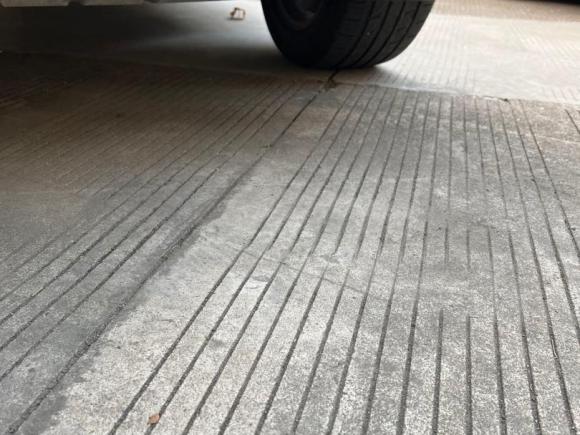 [台州·浙J] 二手宝马宝马X52011款 xDrive35i 领先型