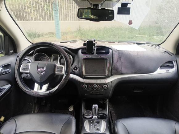 [西安·陕U] 二手道奇酷威2013款 2.4L 两驱尊尚版