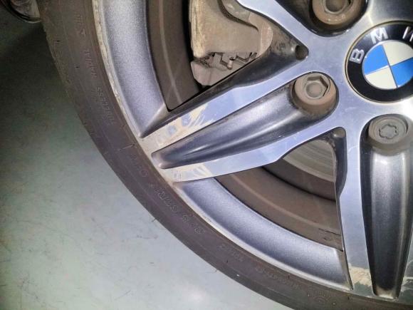 [上海·沪A] 二手宝马宝马2系多功能旅行车2015款 218i 运动设计套装