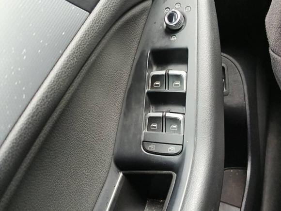 [上海·沪A] 二手奥迪奥迪Q52015款 40 TFSI 技术型