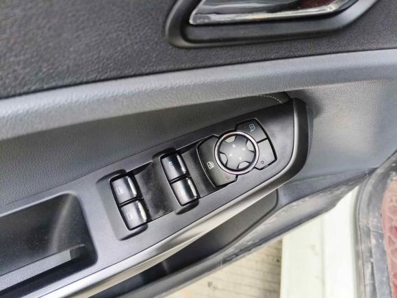 [成都·川R] 二手福特福睿斯2015款 1.5L 自动时尚型