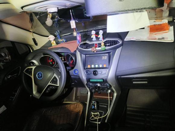 [深圳·粤B] 二手比亚迪元新能源2019款 EV360 智联领尚型