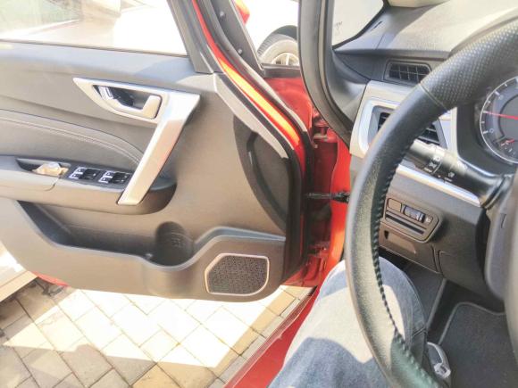 [无锡·苏B] 二手吉利汽车远景X32017款 1.5L 自动尊贵型