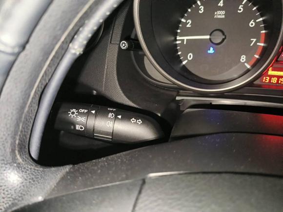 [广州·粤B] 二手马自达马自达52013款 2.0L 自动舒适型