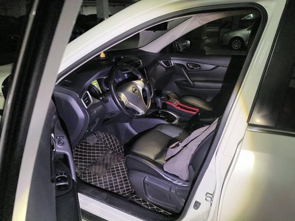 [成都·川A] 二手日产奇骏2014款 2.0L CVT舒适版 2WD