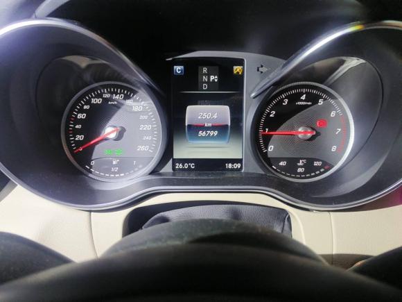 [深圳·粤L] 二手奔驰奔驰C级2017款 C 200 L 运动版