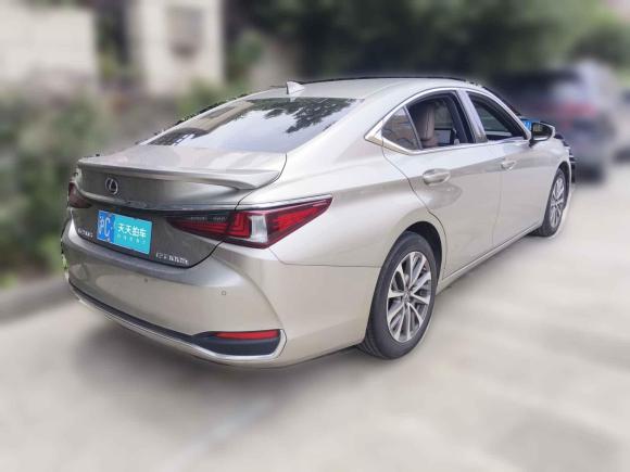 [南京·沪C] 二手雷克萨斯雷克萨斯ES2022款 300h 卓越版