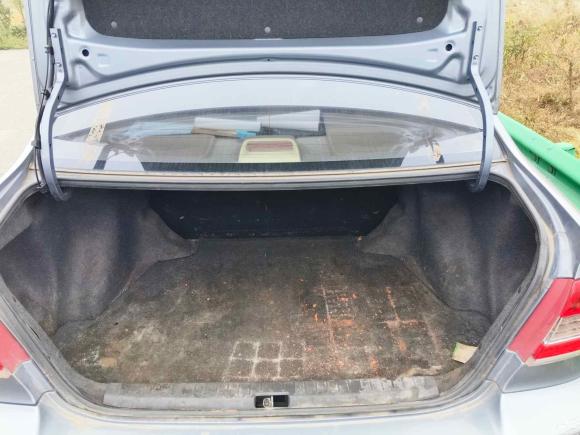 [南通·沪C] 二手丰田花冠2011款 1.6L 自动豪华版