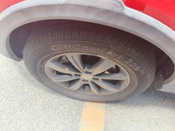 [深圳·粤B] 二手比亚迪元新能源2018款 EV360 智联炫酷型