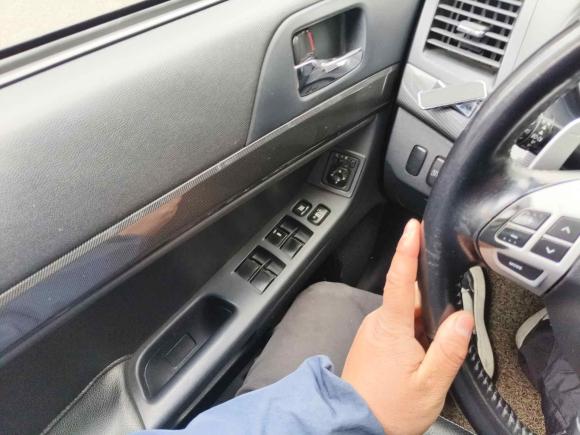 [成都·川A] 二手三菱翼神2011款 致尚版 1.8L CVT豪华型