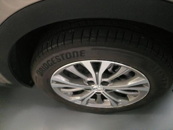 [上海·沪E] 二手别克昂科威Plus2022款 昂科威Plus 652T 五座豪华型