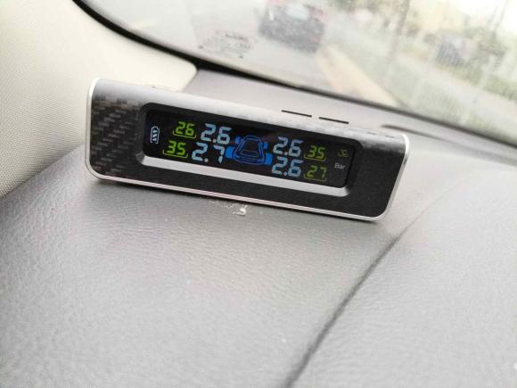 [深圳·粤S] 二手福特福克斯2018款 三厢经典 EcoBoost 180 自动精英型