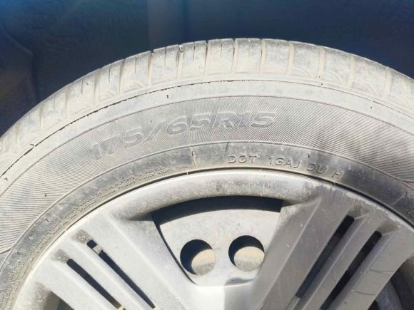 [西安·陕A] 二手本田飞度2011款 1.3L 自动舒适版