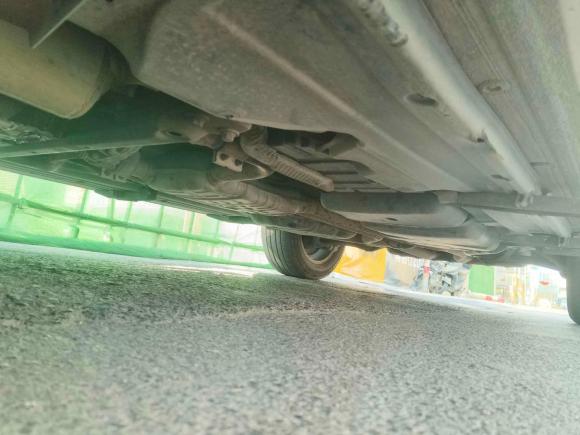 [广州·桂A] 二手大众途锐2011款 3.0TSI 高配型