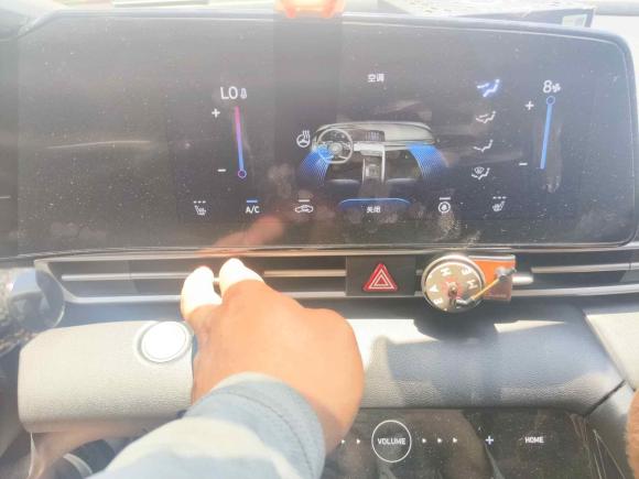 [义乌·浙G] 二手现代伊兰特2021款 1.5L CVT LUX尊贵版