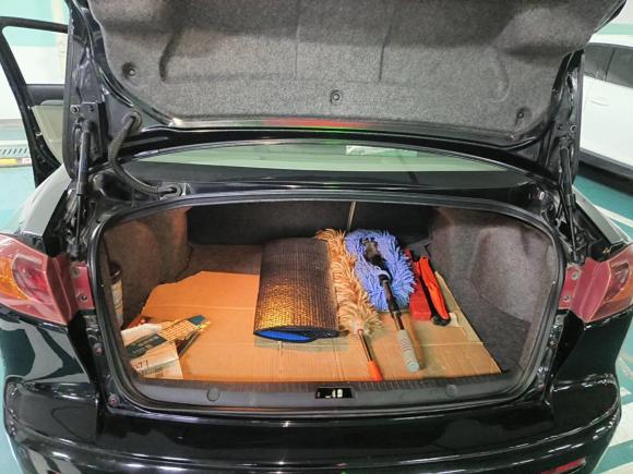 [宁波·浙B] 二手三菱翼神2010款 时尚版 1.8L 手动舒适型