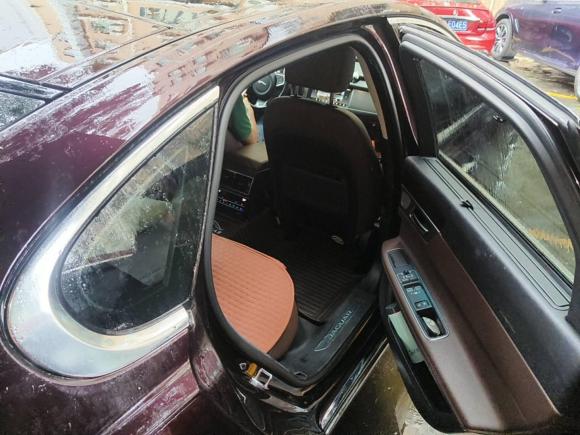 [深圳·粤B] 二手捷豹捷豹XFL2018款 XFL 2.0T 250PS 豪华版