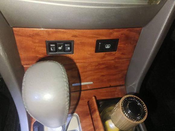 [深圳·粤S] 二手丰田凯美瑞2007款 240G 豪华版