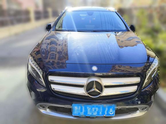 [青岛·鲁U] 二手奔驰奔驰GLA2016款 GLA 220 4MATIC 时尚型