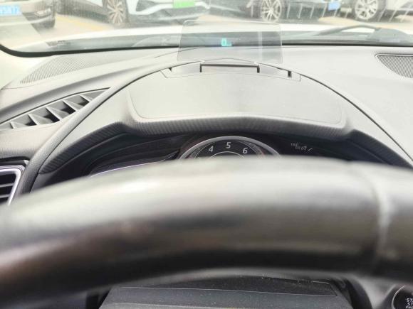 [上海·沪C] 二手马自达马自达3 昂克赛拉2016款 两厢 2.0L 自动旗舰型