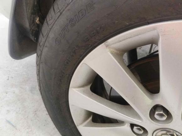 [深圳·粤B] 二手别克别克GL82014款 2.4L 经典版