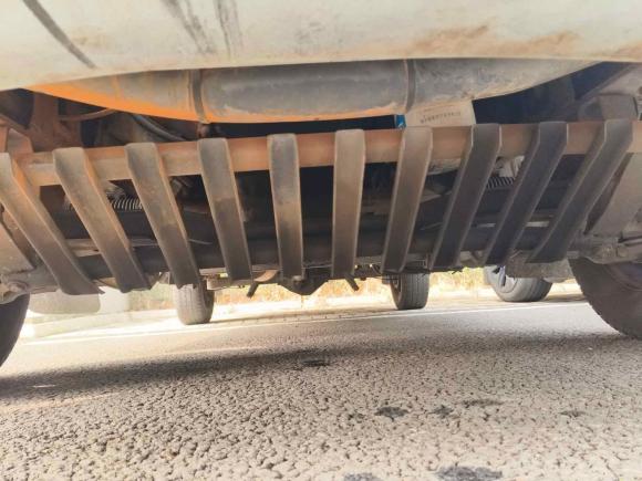 [苏州·苏E] 二手依维柯依维柯褒迪2012款 2.5T-A32 基本型