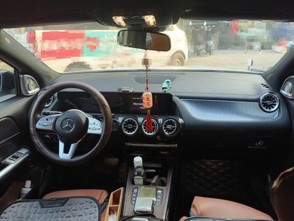 [广州·粤W] 二手奔驰奔驰GLA2022款 改款 GLA 200