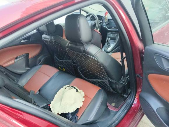 [合肥·皖A] 二手别克威朗2016款 两厢 15S 自动进取型