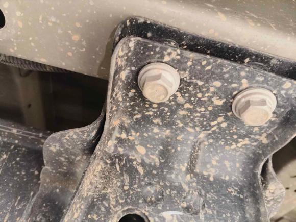 [无锡·苏B] 二手五菱汽车五菱扬光2024款 300km 舒适型客车版 75kW