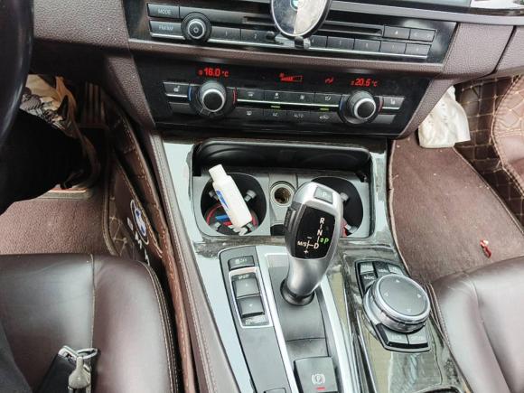 [西安·陕U] 二手宝马宝马5系2017款 525Li 豪华设计套装