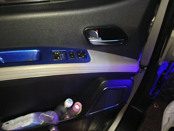 [上海·皖K] 二手江淮瑞风瑞风M42016款 2.0L 手动豪华型