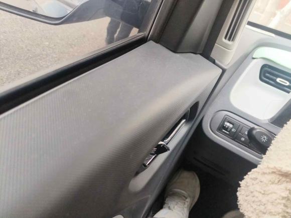 [无锡·苏E] 二手五菱汽车宏光MINIEV2021款 马卡龙时尚款 磷酸铁锂