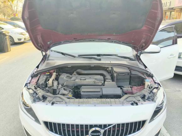 [南通·苏F] 二手沃尔沃沃尔沃S602015款 S60L 2.0T 智远版