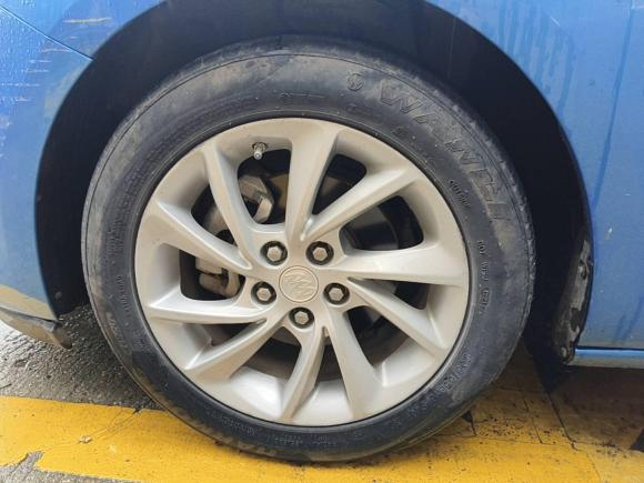 [武汉·鄂S] 二手别克威朗2016款 两厢 15S 自动进取型