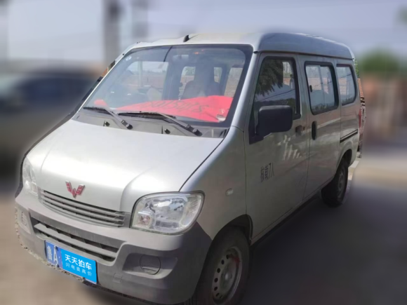 五菱汽车五菱之光2023款 1.5L 实用型 5/7座「济南二手车」「天天拍车」