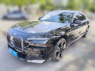 宝马宝马7系2023款 740Li 领先型 M运动套装
