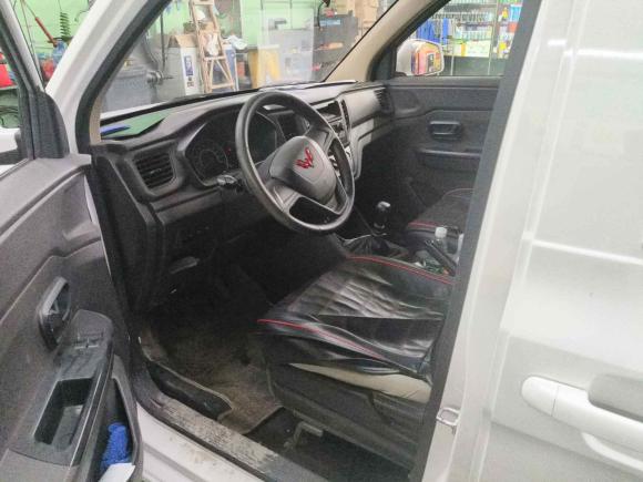 [西安·陕U] 二手五菱汽车五菱宏光V2022款 1.5L劲享版液压助力LAR