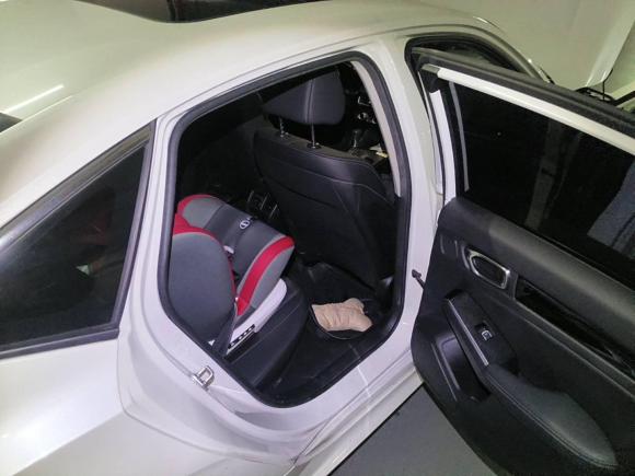 [深圳·粤B] 二手本田思域2022款 240TURBO CVT劲控版