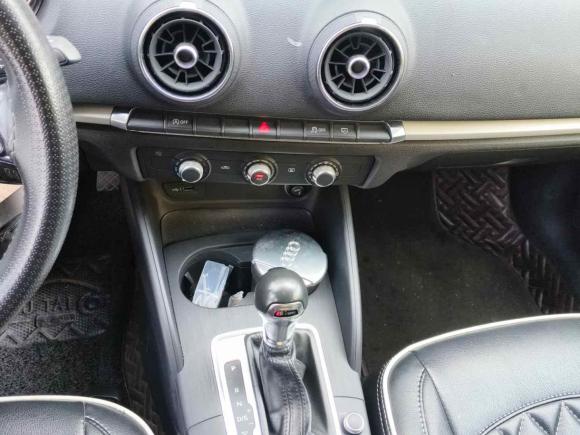 [南昌·赣C] 二手奥迪奥迪A32018款 30周年年型 Sportback 35 TFSI 进取型