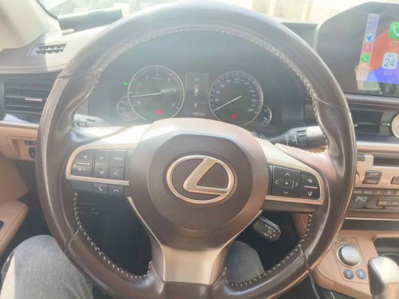 [成都·川A] 二手雷克萨斯雷克萨斯ES2015款 200 精英版
