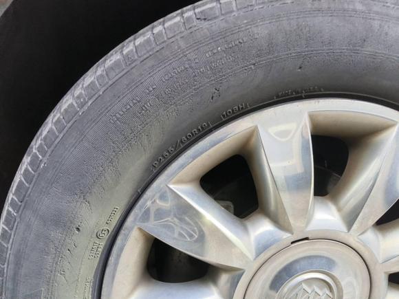 [上海·沪A] 二手别克昂科雷2014款 3.6L 两驱精英舒适型