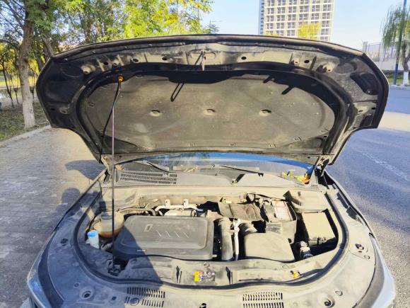 [南京·苏L] 二手奔腾奔腾B702021款 1.5T 自动尊享型