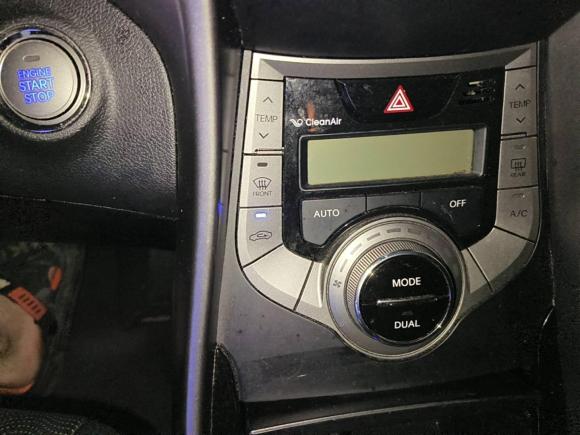 [成都·川A] 二手现代朗动2013款 1.6L 自动尊贵型