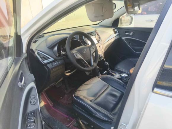 [济南·鲁A] 二手现代胜达2017款 2.0T 自动两驱智能型 7座