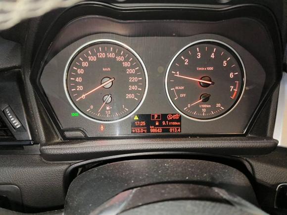 [无锡·苏B] 二手宝马宝马2系多功能旅行车2015款 218i 领先型